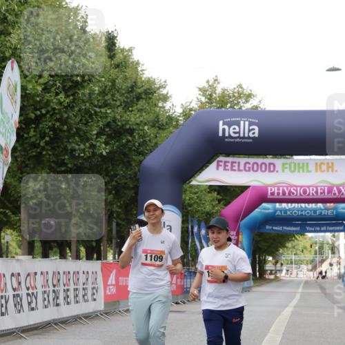 06.09.2026 - CURREX Alsterlauf Yannick Fuchs http://msf.ph/oto/10183590 06.09.2026 12:13:39 Ziel 1109, 1110 meine-sportfotos.de
