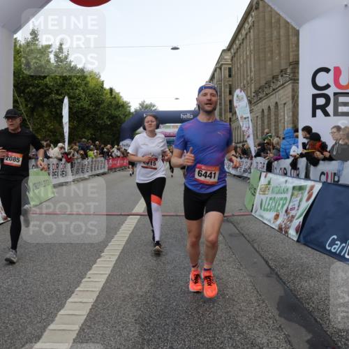 06.09.2026 - CURREX Alsterlauf Yannick Fuchs http://msf.ph/oto/10183640 06.09.2026 09:56:19 Ziel 2085, 2548, 3486, 3571, 4057, 4715, 5682, 5841, 6416, 6441, 8105, 8134 meine-sportfotos.de