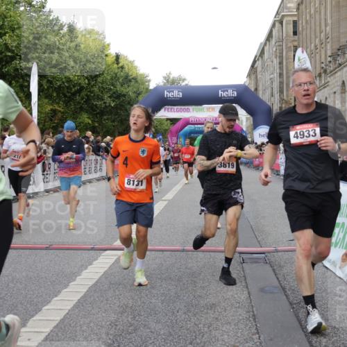 06.09.2026 - CURREX Alsterlauf Yannick Fuchs http://msf.ph/oto/10184464 06.09.2026 09:56:28 Ziel 2188, 2341, 2620, 3116, 3577, 4057, 4933, 5332, 5473, 5586, 5807, 5841, 8131, 8134 meine-sportfotos.de