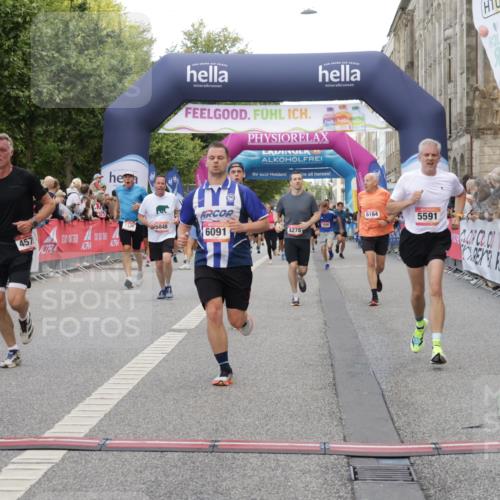06.09.2026 - CURREX Alsterlauf Yannick Fuchs http://msf.ph/oto/10185099 06.09.2026 09:56:36 Ziel 2188, 2338, 2620, 3116, 3365, 4059, 4088, 4278, 4575, 5586, 5591, 5708, 5807, 5848, 6091, 6164, 6269 meine-sportfotos.de