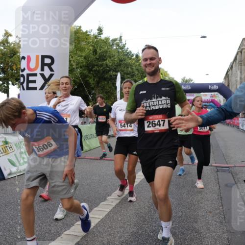 06.09.2026 - CURREX Alsterlauf Yannick Fuchs http://msf.ph/oto/10186222 06.09.2026 09:56:46 Ziel 2338, 2647, 2648, 2927, 3123, 3365, 3606, 3638, 4278, 4422, 5011, 5026, 5312, 5313, 5411, 5412, 5413, 5414, 5543, 5848, 5973, 6048, 6159, 6164, 8080, 8132 meine-sportfotos.de