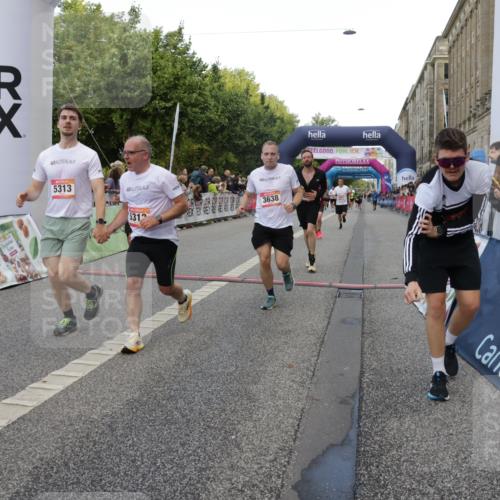 06.09.2026 - CURREX Alsterlauf Yannick Fuchs http://msf.ph/oto/10186505 06.09.2026 09:56:49 Ziel 2236, 2647, 2648, 2927, 3123, 3606, 3638, 3689, 4422, 4717, 5011, 5026, 5312, 5313, 5411, 5412, 5413, 5414, 5543, 5719, 5973, 6048, 6159, 8080, 8132 meine-sportfotos.de