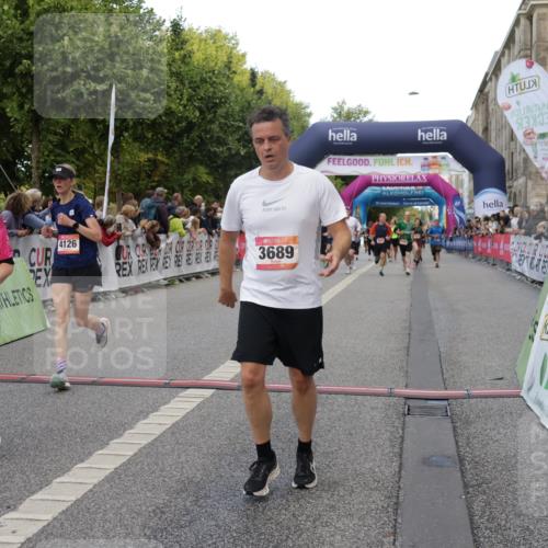 06.09.2026 - CURREX Alsterlauf Yannick Fuchs http://msf.ph/oto/10187056 06.09.2026 09:56:54 Ziel 2236, 2931, 3123, 3587, 3609, 3638, 3689, 4126, 4717, 5312, 5313, 5543, 5719, 5973, 6159, 8200 meine-sportfotos.de