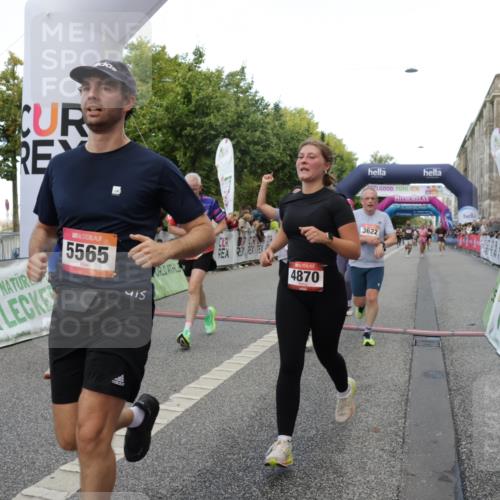 06.09.2026 - CURREX Alsterlauf Yannick Fuchs http://msf.ph/oto/10188696 06.09.2026 09:57:13 Ziel 2056, 2311, 2557, 2968, 3349, 3505, 3622, 3694, 4870, 5166, 5320, 5565, 6071, 6394, 6396, 8107, 8167 meine-sportfotos.de