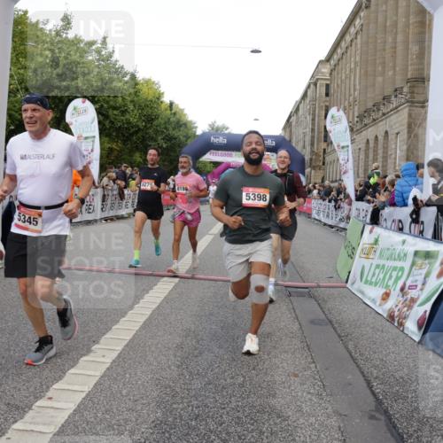 06.09.2026 - CURREX Alsterlauf Yannick Fuchs http://msf.ph/oto/10189161 06.09.2026 09:57:21 Ziel 2311, 2316, 2900, 3349, 3673, 3881, 3978, 5345, 5398, 6119, 6279, 6396, 8093, 8198, 8281 meine-sportfotos.de