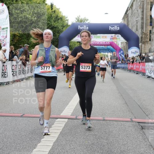 06.09.2026 - CURREX Alsterlauf Yannick Fuchs http://msf.ph/oto/10189375 06.09.2026 10:05:37 Ziel 2310, 3064, 3180, 3314, 3315, 4152, 4408, 4511, 5135, 5349, 5373, 5405, 5406, 5777, 6458 meine-sportfotos.de