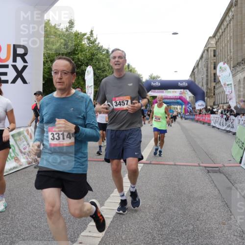 06.09.2026 - CURREX Alsterlauf Yannick Fuchs http://msf.ph/oto/10189798 06.09.2026 10:05:43 Ziel 2267, 2476, 2659, 3064, 3180, 3230, 3314, 3439, 3457, 4130, 4197, 4198, 4408, 4430, 4538, 5135, 5137, 5373, 5390, 5405, 5406, 5777, 6458 meine-sportfotos.de