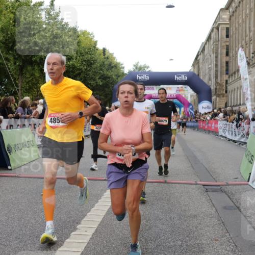 06.09.2026 - CURREX Alsterlauf Yannick Fuchs http://msf.ph/oto/10189837 06.09.2026 09:57:30 Ziel 2316, 2806, 2966, 3160, 3236, 3559, 3881, 3914, 4224, 4641, 4859, 5463, 5510, 5978, 6020, 8029, 8281 meine-sportfotos.de