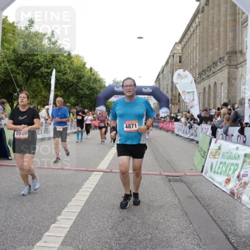 06.09.2026 - CURREX Alsterlauf Yannick Fuchs http://msf.ph/oto/10190141 06.09.2026 10:05:51 Ziel 2047, 2267, 2476, 2659, 3230, 3439, 4130, 4197, 4198, 4481, 4538, 4736, 4737, 4741, 4871, 5070, 5115, 5137, 5390, 5520, 5556, 6045, 6121 meine-sportfotos.de