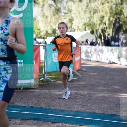 06.09.2026 - 20. Norderstedt Triathlon H.Heesch http://msf.ph/oto/10192514 06.09.2026 09:49:21 Ziel 611, 663 meine-sportfotos.de