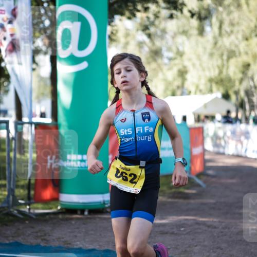 06.09.2026 - 20. Norderstedt Triathlon H.Heesch http://msf.ph/oto/10192536 06.09.2026 09:49:28 Ziel 662, 663 meine-sportfotos.de