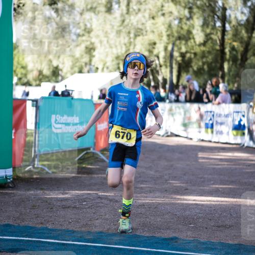 06.09.2026 - 20. Norderstedt Triathlon H.Heesch http://msf.ph/oto/10192574 06.09.2026 09:50:19 Ziel 645, 670 meine-sportfotos.de