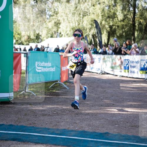 06.09.2026 - 20. Norderstedt Triathlon H.Heesch http://msf.ph/oto/10192618 06.09.2026 09:50:45 Ziel 605, 650, 686 meine-sportfotos.de