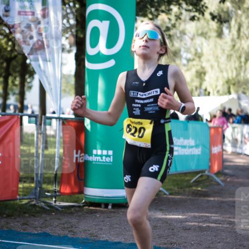 06.09.2026 - 20. Norderstedt Triathlon H.Heesch http://msf.ph/oto/10192691 06.09.2026 09:52:14 Ziel 620, 666 meine-sportfotos.de