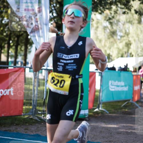 06.09.2026 - 20. Norderstedt Triathlon H.Heesch http://msf.ph/oto/10192693 06.09.2026 09:52:14 Ziel 620, 666 meine-sportfotos.de