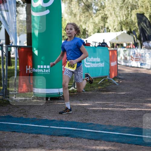 06.09.2026 - 20. Norderstedt Triathlon H.Heesch http://msf.ph/oto/10192950 06.09.2026 09:54:00 Ziel 690 meine-sportfotos.de