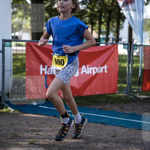 06.09.2026 - 20. Norderstedt Triathlon H.Heesch http://msf.ph/oto/10192977 06.09.2026 09:54:01 Ziel 690 meine-sportfotos.de