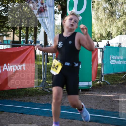 06.09.2026 - 20. Norderstedt Triathlon H.Heesch http://msf.ph/oto/10193054 06.09.2026 09:54:42 Ziel 684 meine-sportfotos.de