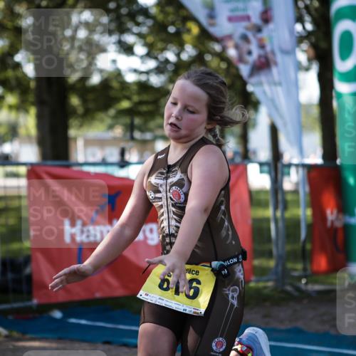 06.09.2026 - 20. Norderstedt Triathlon H.Heesch http://msf.ph/oto/10193137 06.09.2026 09:55:23 Ziel 616 meine-sportfotos.de