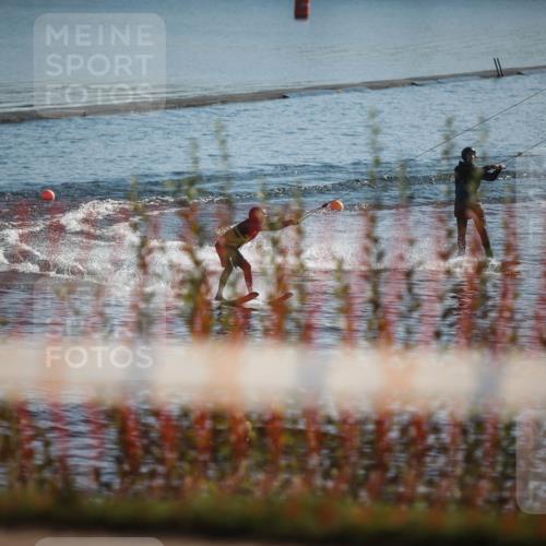06.09.2026 - 20. Norderstedt Triathlon H.Heesch http://msf.ph/oto/10193332 06.09.2026 10:31:52 Ziel  meine-sportfotos.de