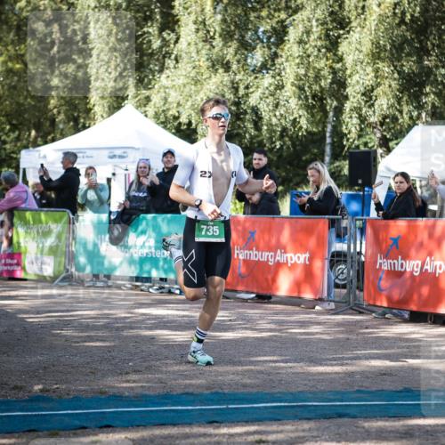 06.09.2026 - 20. Norderstedt Triathlon H.Heesch http://msf.ph/oto/10193468 06.09.2026 10:40:03 Ziel 735 meine-sportfotos.de