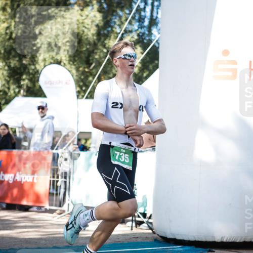 06.09.2026 - 20. Norderstedt Triathlon H.Heesch http://msf.ph/oto/10193500 06.09.2026 10:40:03 Ziel 735 meine-sportfotos.de