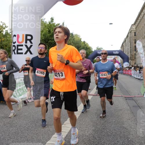 06.09.2026 - CURREX Alsterlauf Yannick Fuchs http://msf.ph/oto/10193629 06.09.2026 09:57:40 Ziel 2237, 2242, 2288, 2538, 2663, 2806, 2877, 2950, 3097, 3160, 3442, 3514, 4213, 4224, 4334, 4682, 4691, 5107, 5215, 5736, 5775, 6020, 6042, 6078, 6318, 6365, 8231, 8307 meine-sportfotos.de