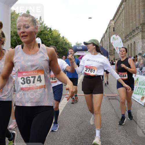 06.09.2026 - CURREX Alsterlauf Yannick Fuchs http://msf.ph/oto/10195036 06.09.2026 10:06:14 Ziel 2196, 2413, 2457, 2458, 2761, 2762, 2763, 2779, 3130, 3228, 3247, 3337, 3515, 3529, 3674, 3677, 3980, 4110, 4344, 4383, 4545, 4679, 4692, 4873, 5174, 5303, 5689, 6093, 6328, 6350, 6433, 8161 meine-sportfotos.de
