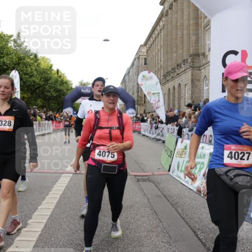 06.09.2026 - CURREX Alsterlauf Yannick Fuchs http://msf.ph/oto/10195536 06.09.2026 10:06:22 Ziel 2625, 2863, 3130, 3228, 3247, 3337, 3736, 3942, 3947, 3980, 4027, 4075, 4508, 4650, 4873, 5003, 5181, 5364, 5600, 5689, 6093, 6308, 6328, 6350, 8183 meine-sportfotos.de
