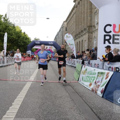 06.09.2026 - CURREX Alsterlauf Yannick Fuchs http://msf.ph/oto/10195905 06.09.2026 10:06:29 Ziel 2266, 2541, 2863, 3736, 3772, 3942, 3947, 4508, 4650, 4819, 5600, 6464, 8183 meine-sportfotos.de