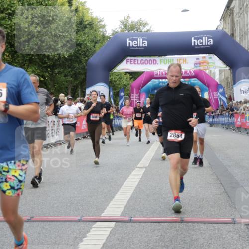 06.09.2026 - CURREX Alsterlauf Yannick Fuchs http://msf.ph/oto/10196058 06.09.2026 09:58:16 Ziel 2706, 2864, 3394, 3553, 3580, 3603, 3804, 3872, 4034, 4732, 4800, 5986, 6227, 6343, 6409, 8003, 8052, 8163 meine-sportfotos.de