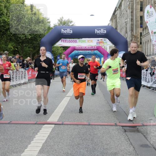 06.09.2026 - CURREX Alsterlauf Yannick Fuchs http://msf.ph/oto/10196423 06.09.2026 09:58:21 Ziel 2706, 2864, 3055, 3603, 3679, 3804, 4106, 4501, 4525, 4732, 4800, 5018, 5257, 5986, 6409, 8003, 8052, 8296 meine-sportfotos.de