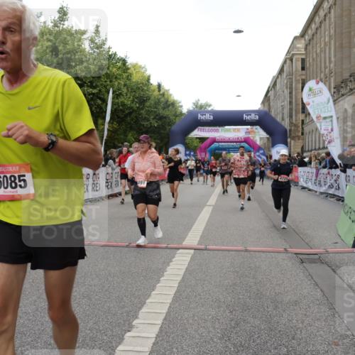 06.09.2026 - CURREX Alsterlauf Yannick Fuchs http://msf.ph/oto/10196454 06.09.2026 10:06:37 Ziel 2532, 2533, 2541, 3266, 3267, 3491, 4337, 4725, 4819, 5001, 6085, 6464 meine-sportfotos.de