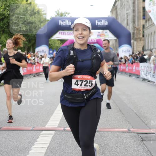 06.09.2026 - CURREX Alsterlauf Yannick Fuchs http://msf.ph/oto/10196561 06.09.2026 10:06:39 Ziel 2270, 2532, 2533, 3266, 3267, 3491, 4337, 4347, 4725, 5001, 5167, 6085, 6275, 6464 meine-sportfotos.de