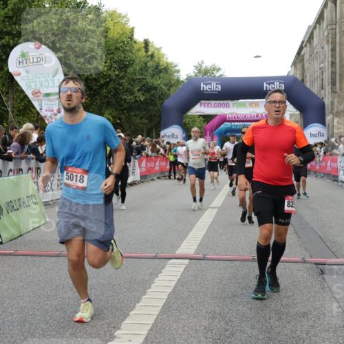 06.09.2026 - CURREX Alsterlauf Yannick Fuchs http://msf.ph/oto/10196601 06.09.2026 09:58:25 Ziel 2013, 2173, 2706, 3055, 3560, 3603, 3679, 3693, 3804, 4106, 4501, 4525, 4732, 4800, 4806, 5018, 5257, 5640, 5840, 5858, 8003, 8052, 8296, 8319 meine-sportfotos.de
