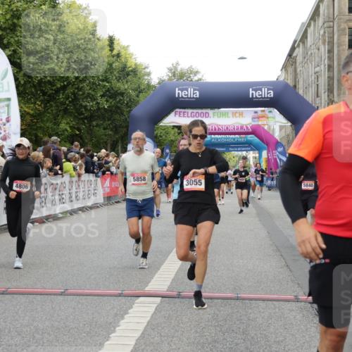 06.09.2026 - CURREX Alsterlauf Yannick Fuchs http://msf.ph/oto/10196644 06.09.2026 09:58:26 Ziel 2013, 2173, 2706, 3055, 3261, 3560, 3603, 3679, 3693, 3804, 4050, 4106, 4501, 4525, 4732, 4800, 4806, 5018, 5257, 5640, 5840, 5858, 8052, 8296, 8319 meine-sportfotos.de
