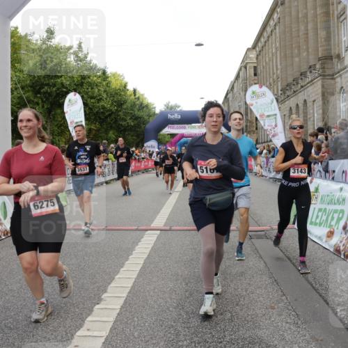 06.09.2026 - CURREX Alsterlauf Yannick Fuchs http://msf.ph/oto/10196887 06.09.2026 10:06:45 Ziel 2270, 2428, 2532, 2533, 2745, 3142, 3143, 3266, 3267, 3500, 3501, 3502, 3537, 3675, 3855, 4337, 4347, 4725, 5001, 5143, 5167, 6275, 8017 meine-sportfotos.de