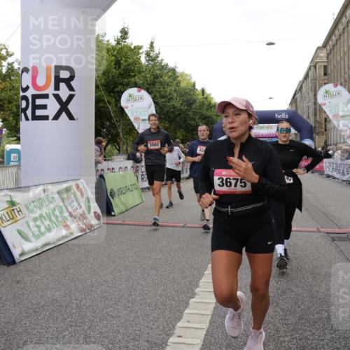 06.09.2026 - CURREX Alsterlauf Yannick Fuchs http://msf.ph/oto/10197205 06.09.2026 10:06:50 Ziel 2270, 2428, 2745, 2934, 3142, 3143, 3500, 3501, 3502, 3537, 3675, 3855, 4347, 5143, 5167, 5471, 6275, 6285, 8017 meine-sportfotos.de