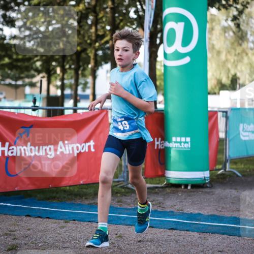 06.09.2026 - 20. Norderstedt Triathlon H.Heesch http://msf.ph/oto/10197229 06.09.2026 09:10:13 Ziel 36, 49 meine-sportfotos.de