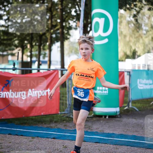 06.09.2026 - 20. Norderstedt Triathlon H.Heesch http://msf.ph/oto/10197246 06.09.2026 09:10:17 Ziel 36, 49 meine-sportfotos.de