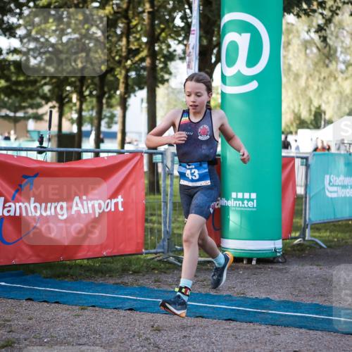06.09.2026 - 20. Norderstedt Triathlon H.Heesch http://msf.ph/oto/10197283 06.09.2026 09:10:44 Ziel 14, 43 meine-sportfotos.de