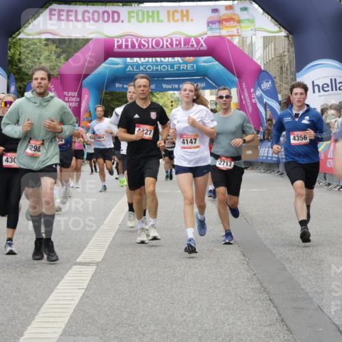 06.09.2026 - CURREX Alsterlauf Yannick Fuchs http://msf.ph/oto/10197286 06.09.2026 09:58:37 Ziel 2034, 2120, 2173, 2717, 3031, 3261, 3693, 4050, 4147, 4227, 4256, 4304, 4352, 4356, 4423, 4652, 5205, 5207, 5521, 5640, 5725, 6073, 6099, 6118, 6470, 8077, 8319 meine-sportfotos.de