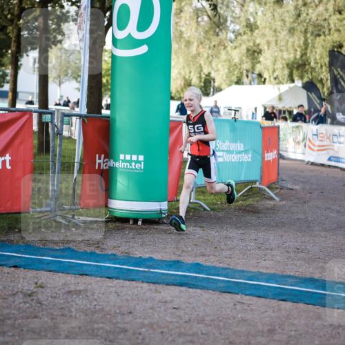 06.09.2026 - 20. Norderstedt Triathlon H.Heesch http://msf.ph/oto/10197420 06.09.2026 09:10:56 Ziel 31, 32, 34, 35, 48 meine-sportfotos.de