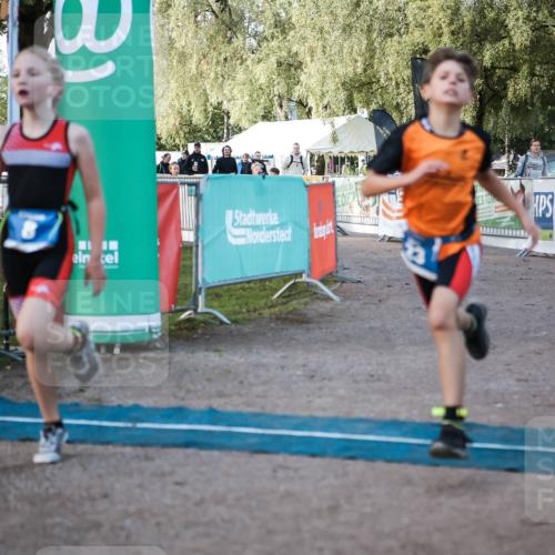 06.09.2026 - 20. Norderstedt Triathlon H.Heesch http://msf.ph/oto/10197491 06.09.2026 09:11:07 Ziel 3, 8, 23, 33 meine-sportfotos.de