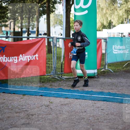 06.09.2026 - 20. Norderstedt Triathlon H.Heesch http://msf.ph/oto/10197540 06.09.2026 09:11:15 Ziel 1, 3, 33 meine-sportfotos.de