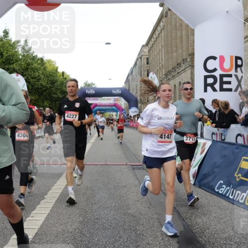 06.09.2026 - CURREX Alsterlauf Yannick Fuchs http://msf.ph/oto/10197560 06.09.2026 09:58:41 Ziel 2034, 2120, 2717, 3031, 4147, 4227, 4256, 4265, 4304, 4356, 4423, 4652, 4695, 4747, 5205, 5207, 5521, 5706, 5725, 5764, 5810, 5964, 6073, 8077 meine-sportfotos.de