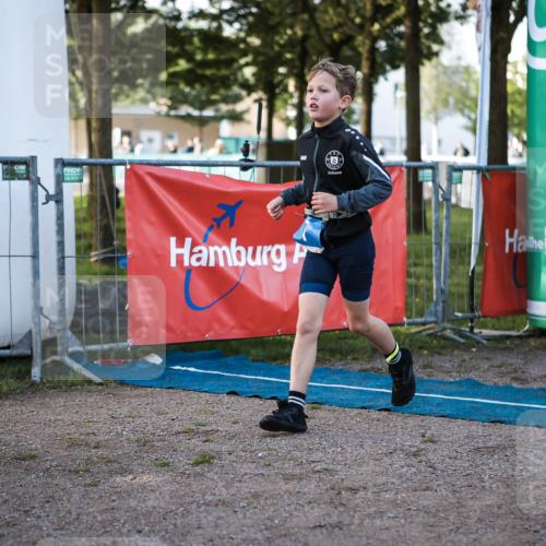 06.09.2026 - 20. Norderstedt Triathlon H.Heesch http://msf.ph/oto/10197571 06.09.2026 09:11:16 Ziel 1, 3, 33 meine-sportfotos.de