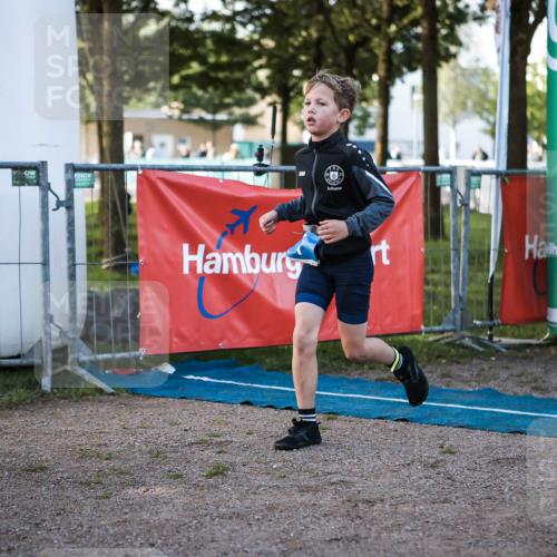 06.09.2026 - 20. Norderstedt Triathlon H.Heesch http://msf.ph/oto/10197576 06.09.2026 09:11:16 Ziel 1, 3, 33 meine-sportfotos.de