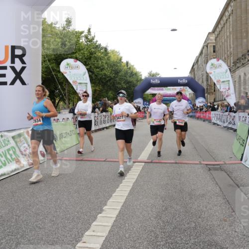 06.09.2026 - CURREX Alsterlauf Yannick Fuchs http://msf.ph/oto/10197619 06.09.2026 10:06:55 Ziel 2428, 2459, 2934, 2963, 3303, 3500, 3501, 3502, 3675, 3943, 3945, 5073, 5091, 5143, 5471, 6285, 8017, 8276 meine-sportfotos.de