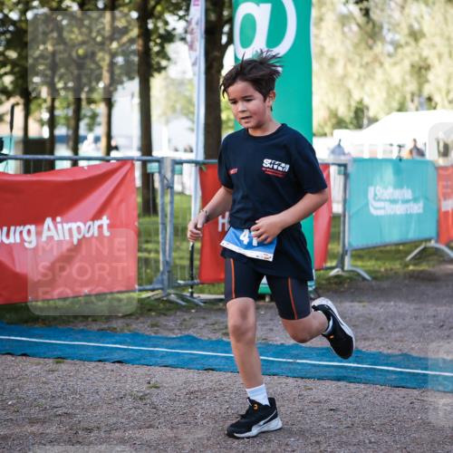 06.09.2026 - 20. Norderstedt Triathlon H.Heesch http://msf.ph/oto/10197640 06.09.2026 09:11:36 Ziel 41 meine-sportfotos.de